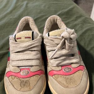 Vintage Cute Classic Gucci Sneakers